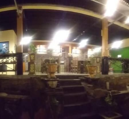 Tomohon Mountain View Resort & Spa מראה חיצוני תמונה