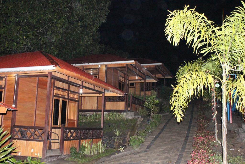 Tomohon Mountain View Resort & Spa מראה חיצוני תמונה